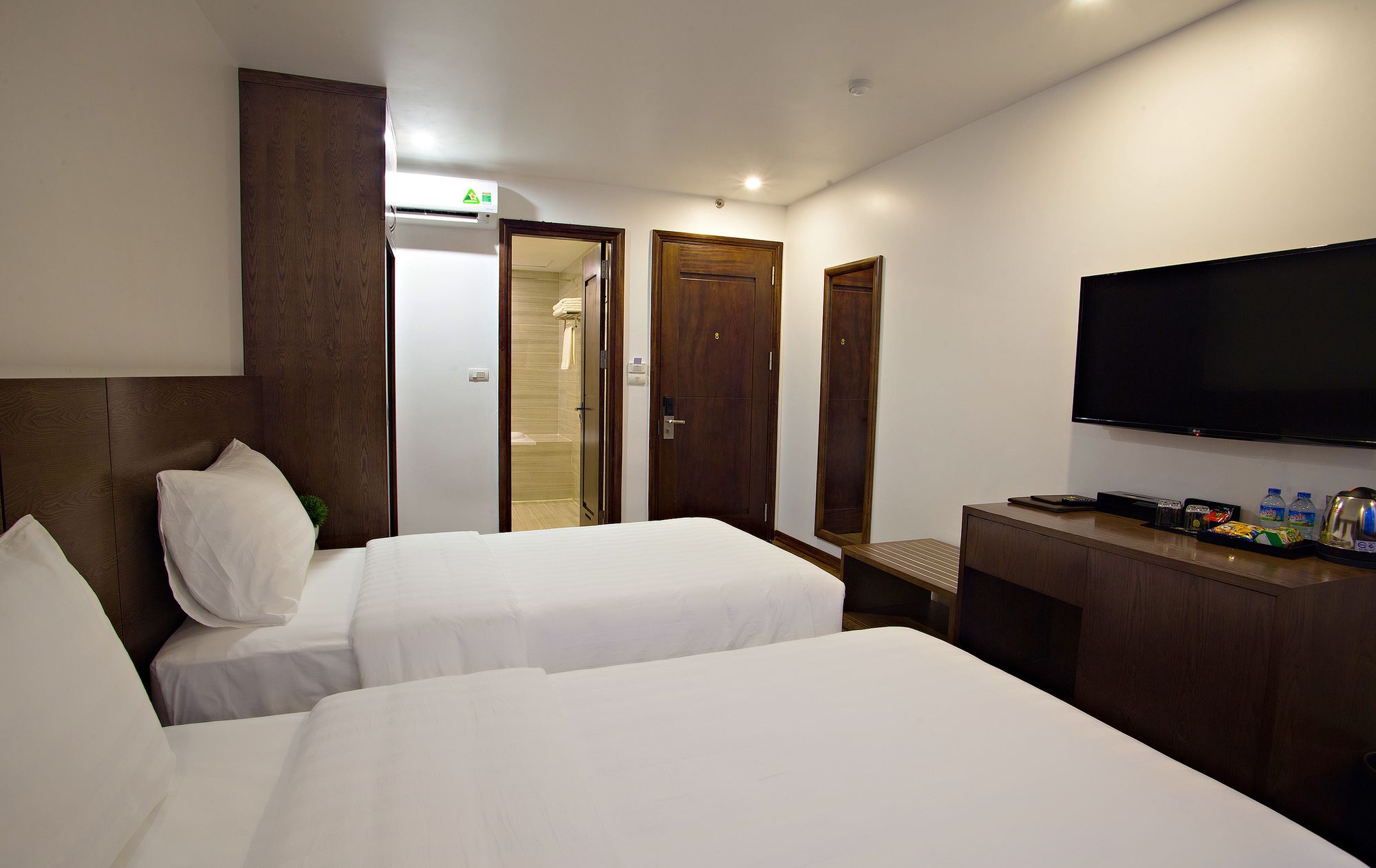 Inearth Hotel Hanoi Eksteriør bilde